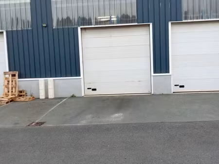 hangar professionnel