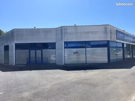 local commercial 280 m² lannion
