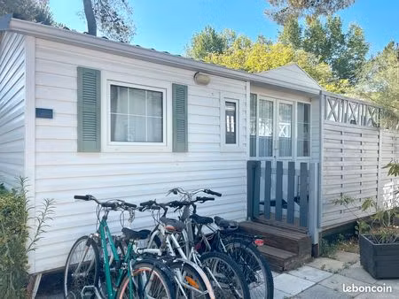 mobil-home 3 chambres climatisé avec terrasse à vendre