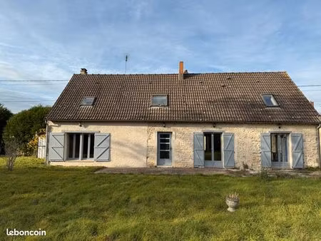 longère en pierres avec terrain