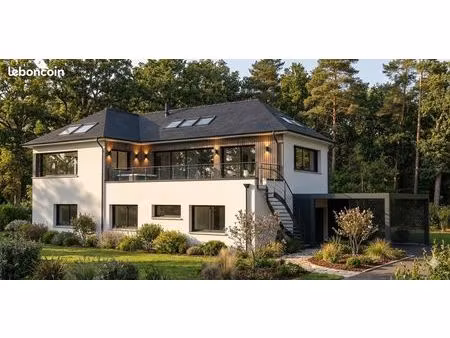 maison 8 pièces 219 m²