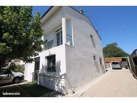 maison de ville 7 pièces 165 m²