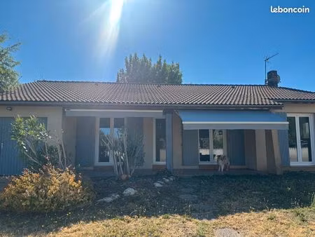 vends maison des années 80 à étoile sur rhône