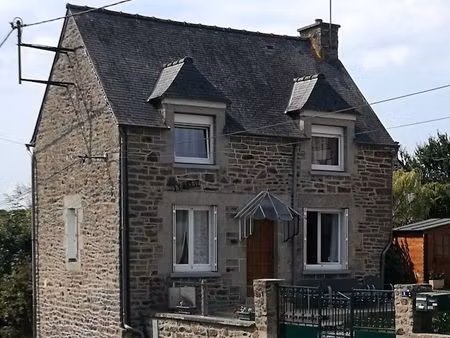 maison à la campagne