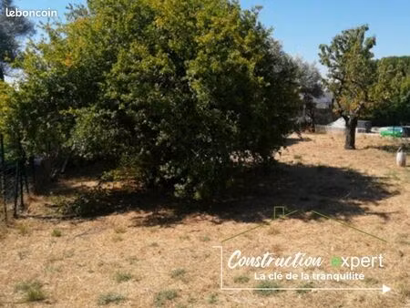 terrain 480 m² vergeze