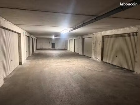 parking les minimes