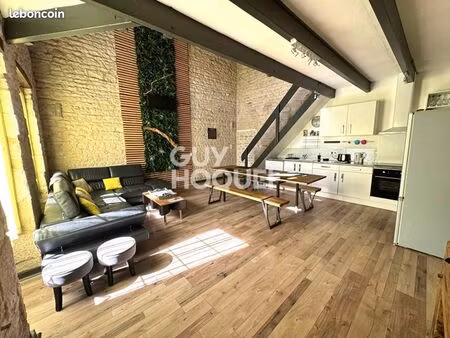 maison de bourg 130 m² – 3 chambres – climatisation – parking privé – disponible dès le 8 