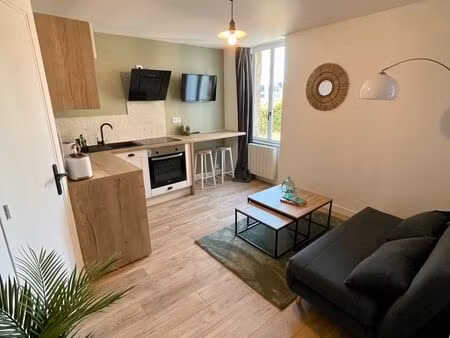 à louer – appartement t2 meublé de 25 m² refait à neuf – dinan centre