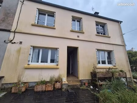 maison de ville 6 pièces 104 m²
