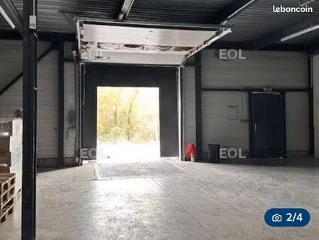 recherche local industriel à louer