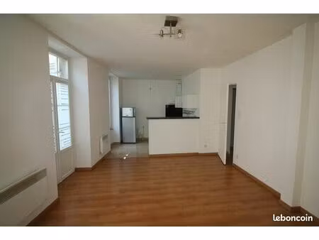 appartement t3 62m² 620