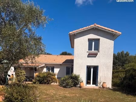 arsac – maison familiale de 122 m² avec jardin arboré  sans vis-à-vis – quartier résidenti