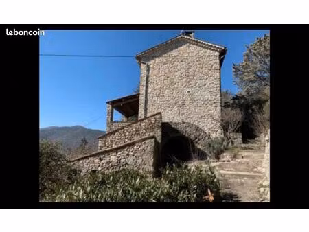 mas 8 pièces 200m2