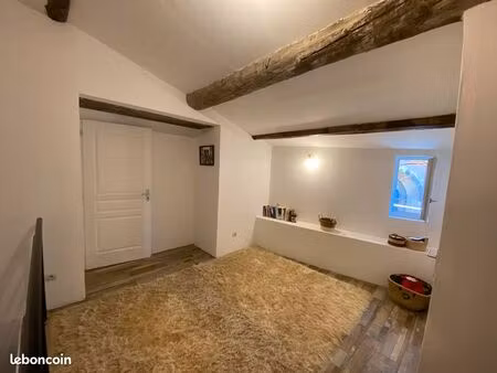 maison village
