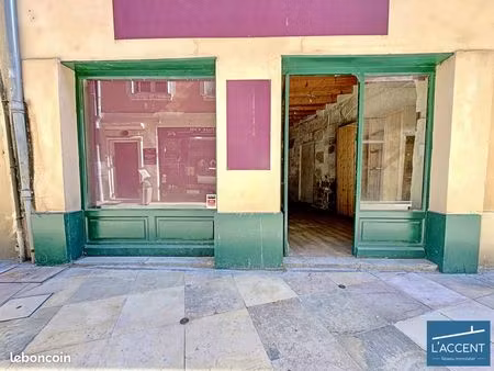 murs commerciaux 52 m² nîmes