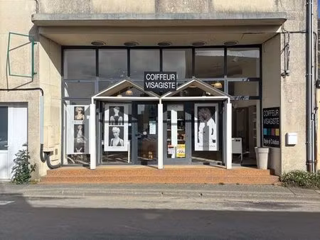 local commercial 115 m2 sur ploneour lanvern