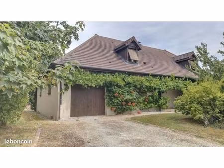 maison 6 pièces 128 m²