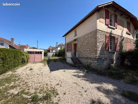 maison en pierre 75m2