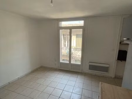 t2 nîmes carmes