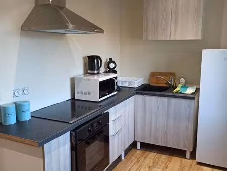 appartement t2 rénové tout équipé