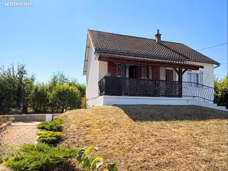 charmante maison avec jardin proche des commodités à esvres
