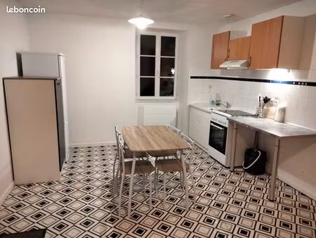appartement t3  avec extérieur  vue vallée du célé