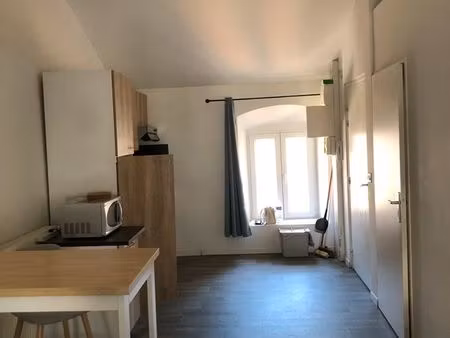 grand t1 meublé