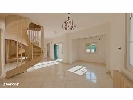 maison 4 pièces 99 m²