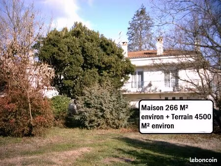 maison sur 2 plans