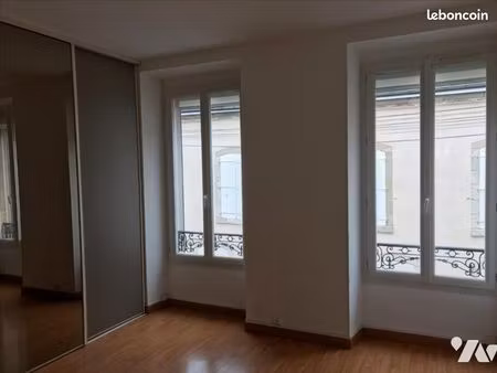 appartement 3 pièces 80 m²