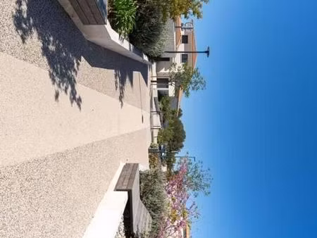 terrain 450 m² teyran