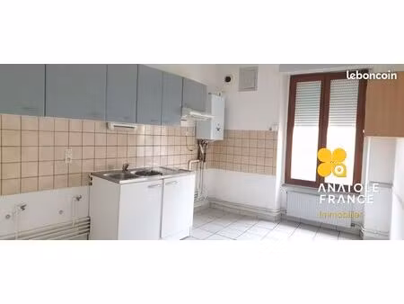 appartement 3 pièces 74 m²