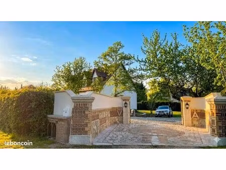 une maison d’exception aux portes de sologne entièrement rénovée : 170 m² de confort  de l