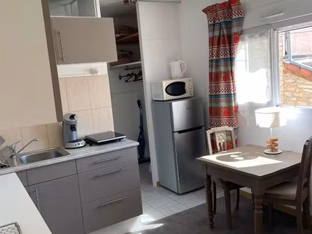 studio meublé quartier calme à deux pas du centre-ville