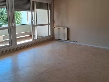 appartement t4 garage + cellier