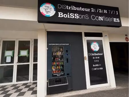 local commercial avec distributeur de boissons ( créer votre enterprise d’autodistribution