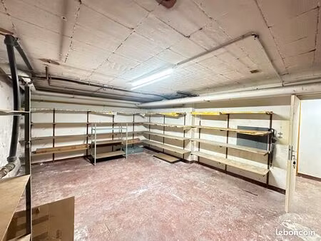 location cave à usage de stockage