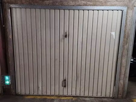 garage sécurisé à louer – metz (proche centre-ville)