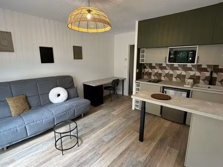 superbe studio rénové meublé à brabois