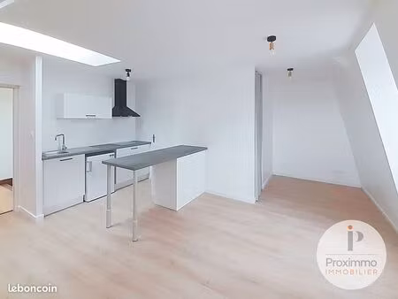studio 1 pièce 27 m²