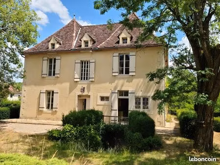 manoir 8 pièces 266 m²