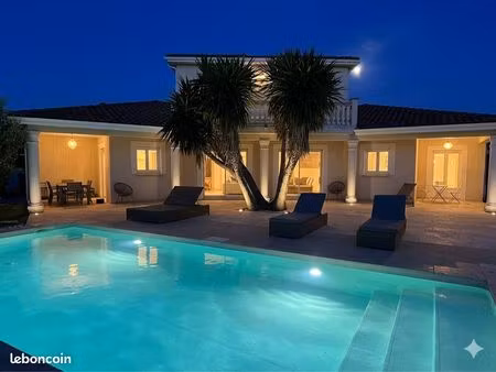 villa 161 m2 avec piscine et terrasse ombragée