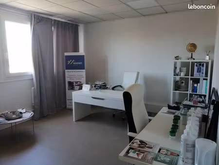 ensemble de bureaux de 441 m² – investissement locatif – toulouse (secteur mermoz)