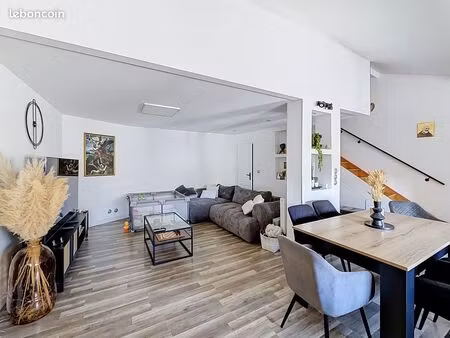 duplex 5 pièces 78 m²