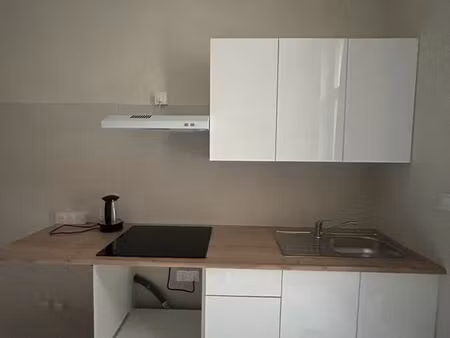 maison 3 chambres + cour anzin