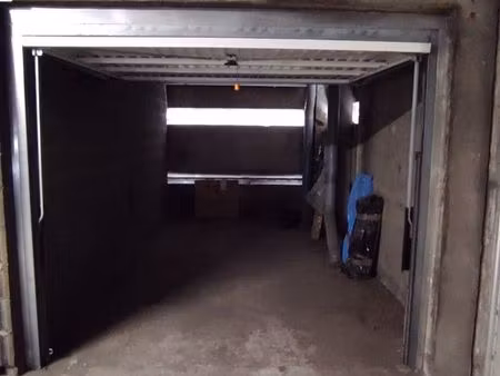 box fermé america 2c fort de mons