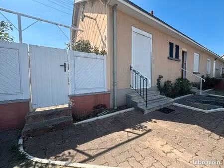 maison de plain-pied de 67 m² garage de 34 m² terrain de 405 m²