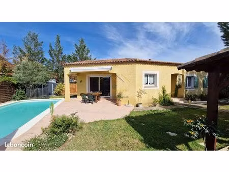 villa 5 pièces 113 m²