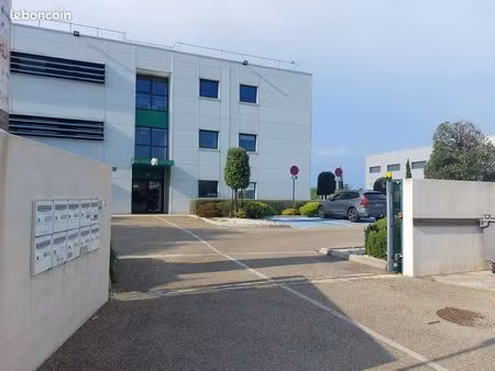 bureaux 81 m² – idéal professionnel ou investisseur – pérols (zone aéroport)