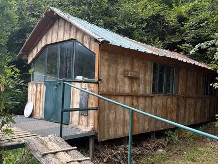 cabane sur terrain en pleine montagne en vallée d'aspe (64)